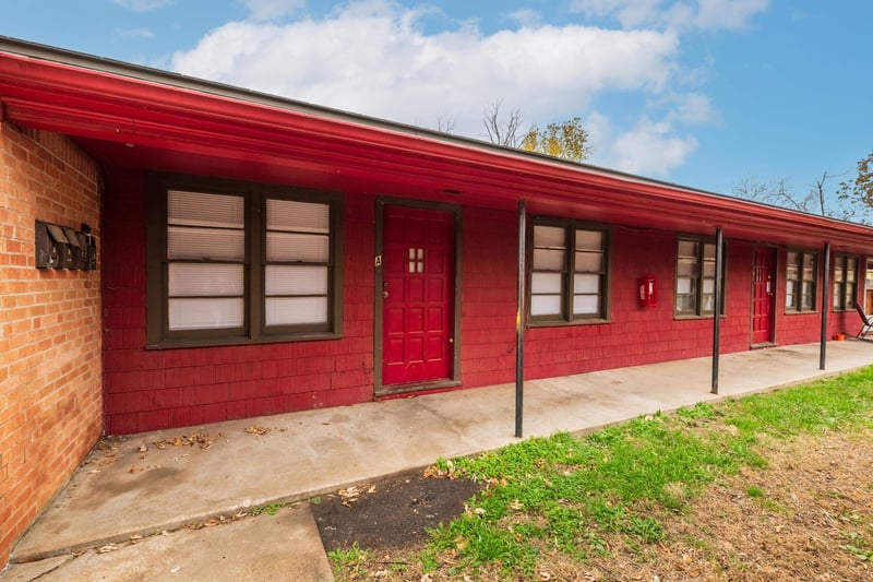1031 S Emporia Ave #1035 S Emporia Ave, Wichita, KS 67211