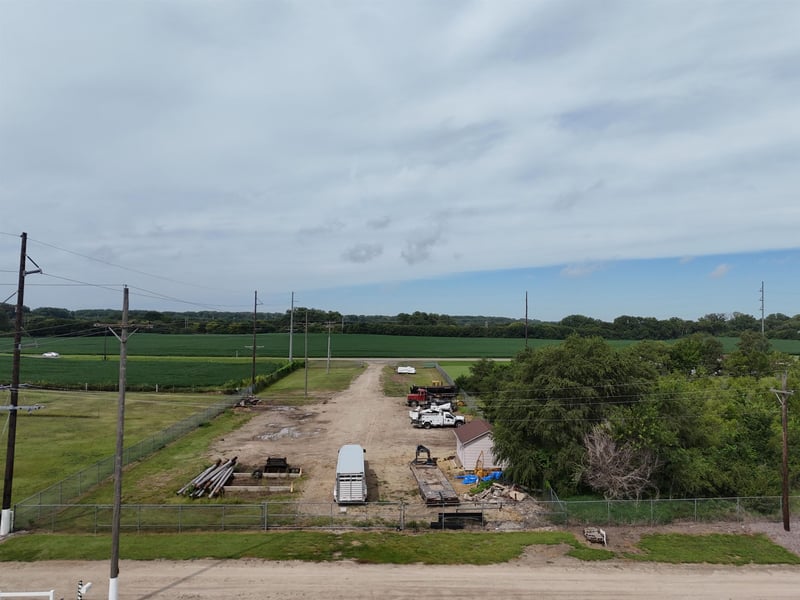 417 S 6th St, Clay Center, KS 66938