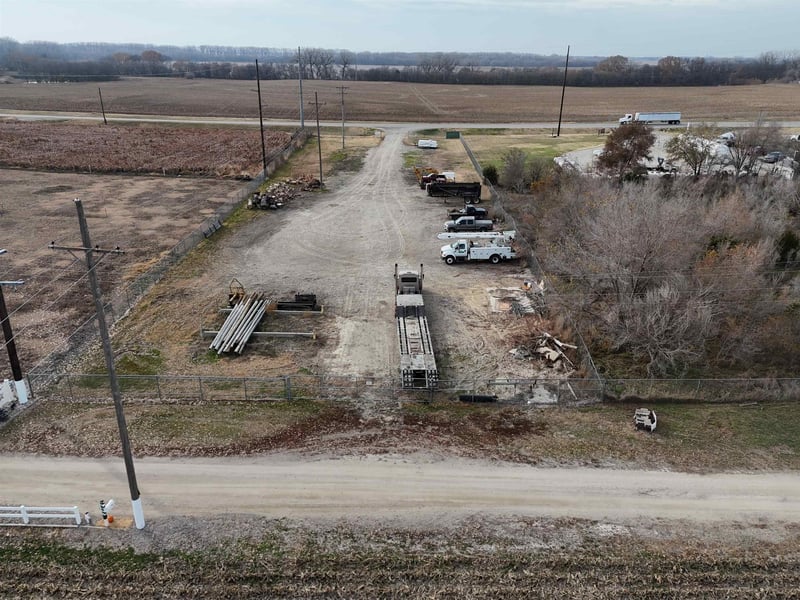 417 S 6th St, Clay Center, KS 66938