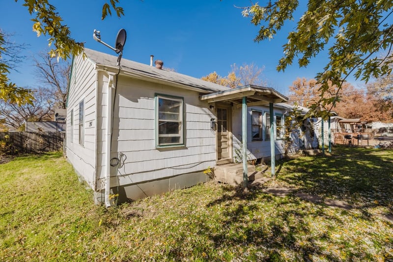 3958 E Cessna, Wichita, KS 67210