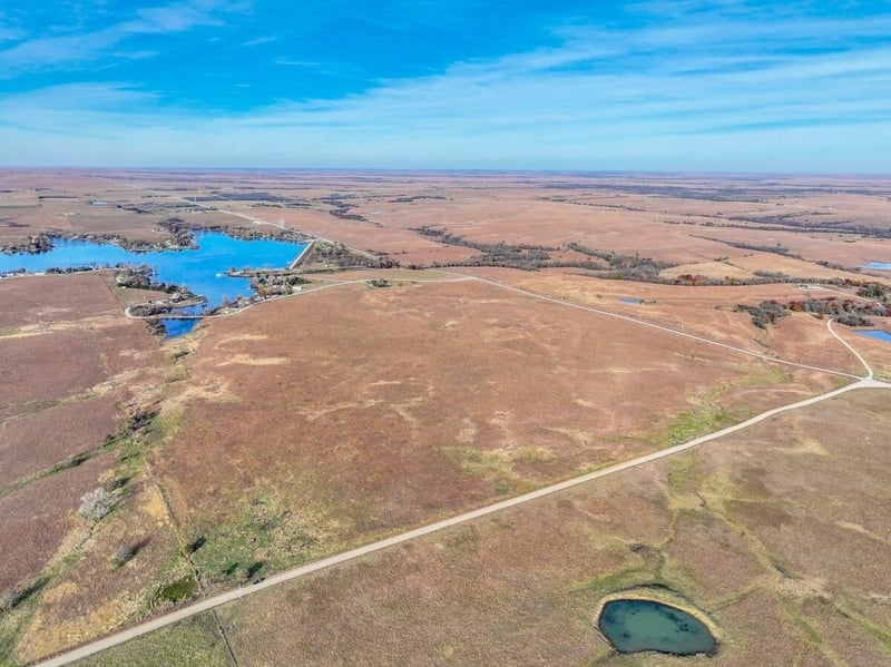 000 P Rd, Eureka, KS 67045