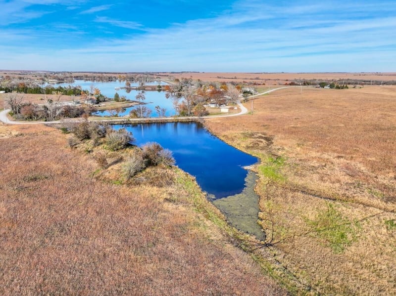 000 P Rd, Eureka, KS 67045