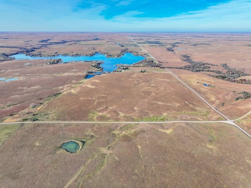 000 P Rd, Eureka, KS 67045