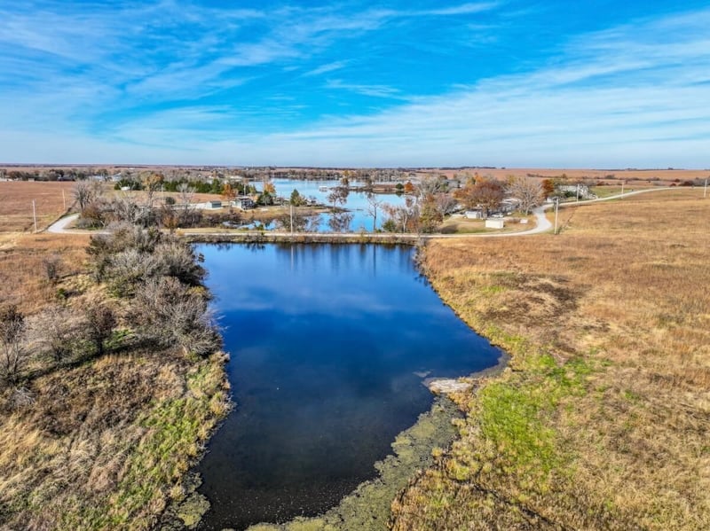 000 P Rd, Eureka, KS 67045