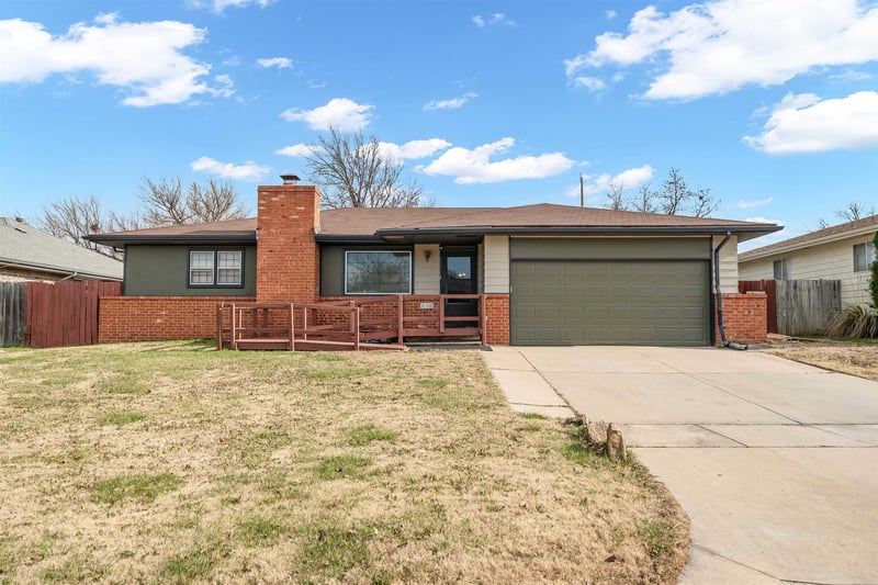 3150 S Elpyco St, Wichita, KS 67210