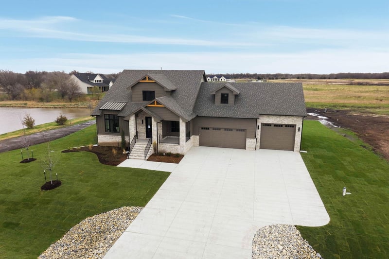 16775 Hickory Ct, Goddard, KS 67052