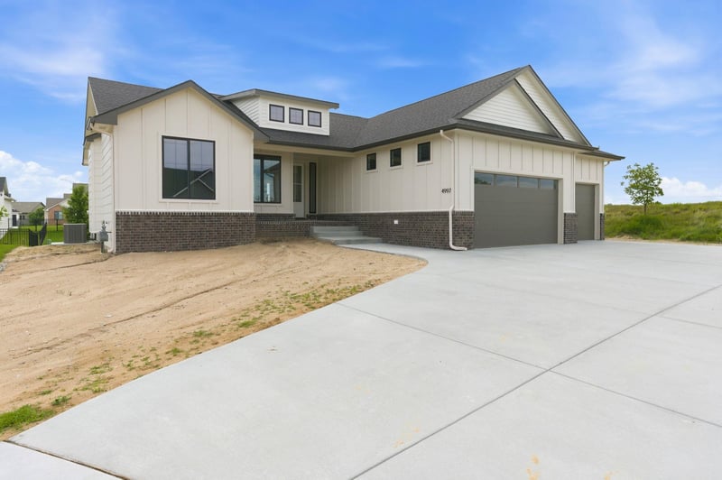 4997 Emerald , Maize, KS 67101