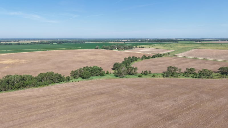 00000 Barn Rd, Solomon, KS 67480