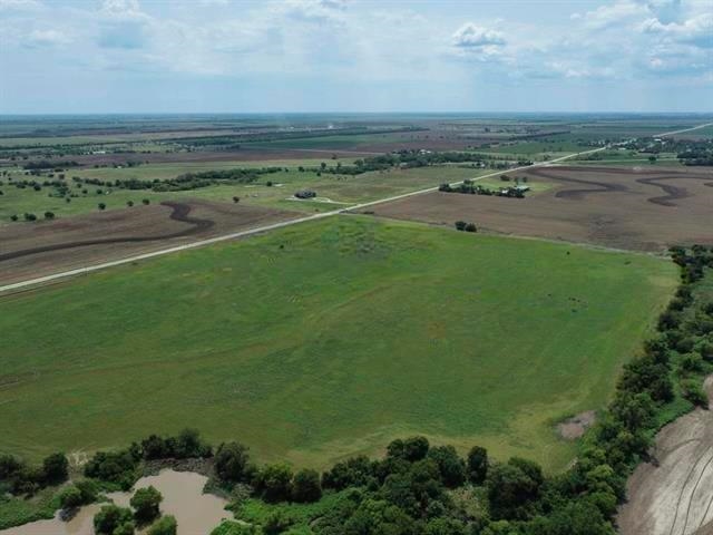 On 263rd St, Viola, KS 67149