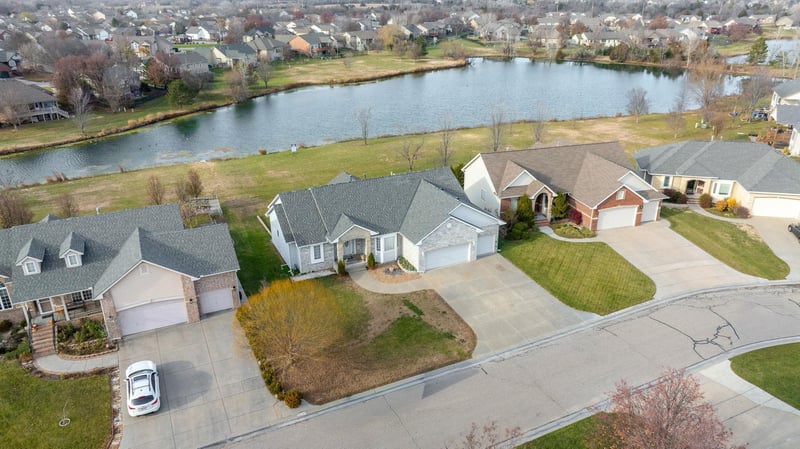 12218 E Andrea St, Wichita, KS 67207