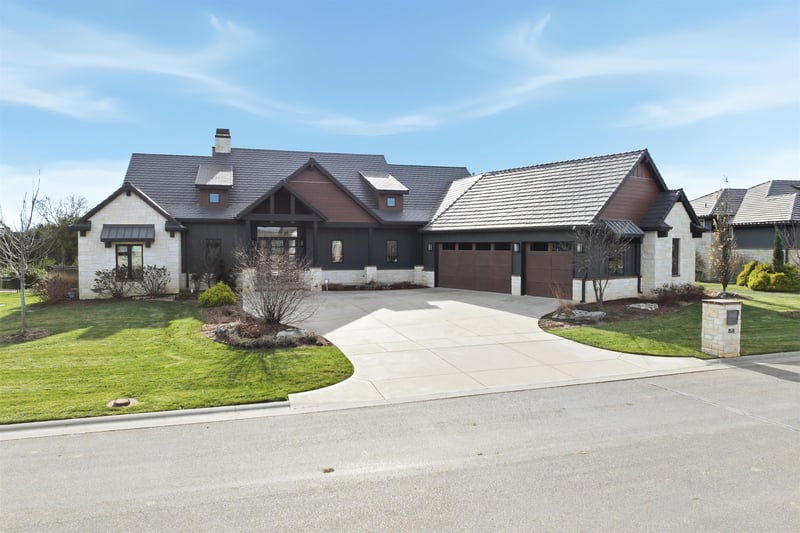 1511 E Bluesage Ct, Andover, KS 67002