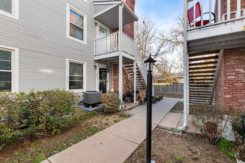 1717 Cypress St #1424, Wichita, KS 67207