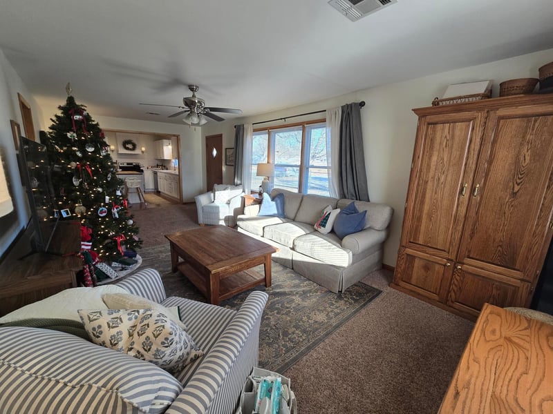 103 N Walnut St, Dexter, KS 67038