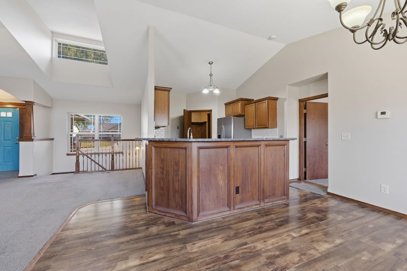 5421 S Pattie St, Wichita, KS 67216