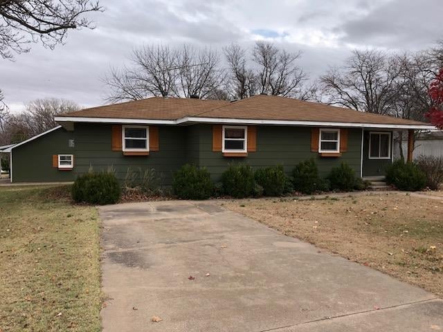 712 N Elm, Peabody, KS 66866