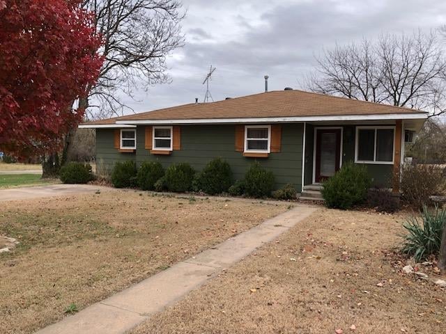 712 N Elm, Peabody, KS 66866
