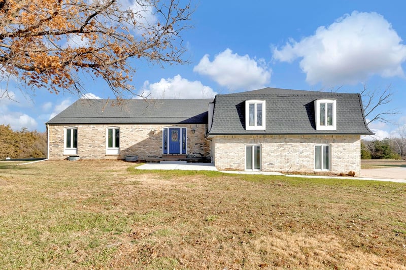 15106 SW County Line Rd, Rose Hill, KS 67133
