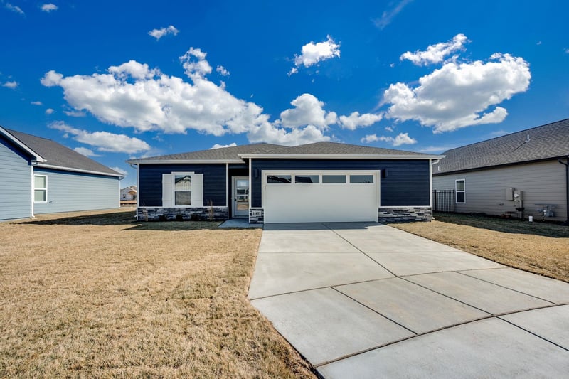 11637 Scarlett Ct, Maize, KS 67101