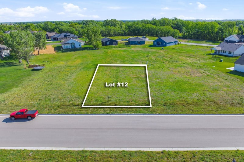 324 Cherry Oaks St, Cheney, KS 67025