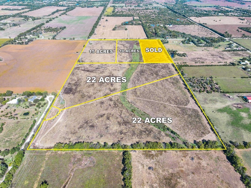 Mulberry Rd, Rose Hill, KS 67133