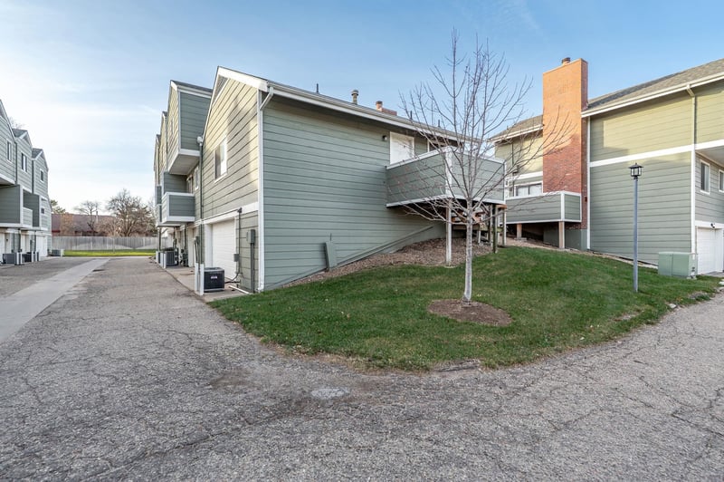2021 N Broadmoor St #501, Wichita, KS 67206