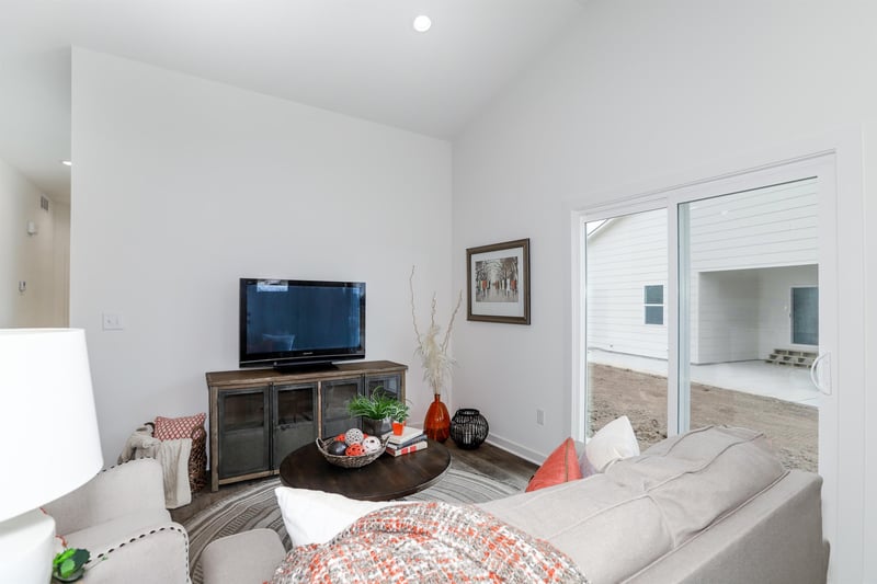 5360 N Pinecrest St, Bel Aire, KS 67220