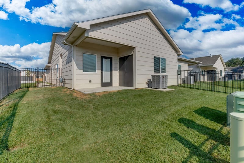 4525-4527 Sandplum St, Wichita, KS 67205