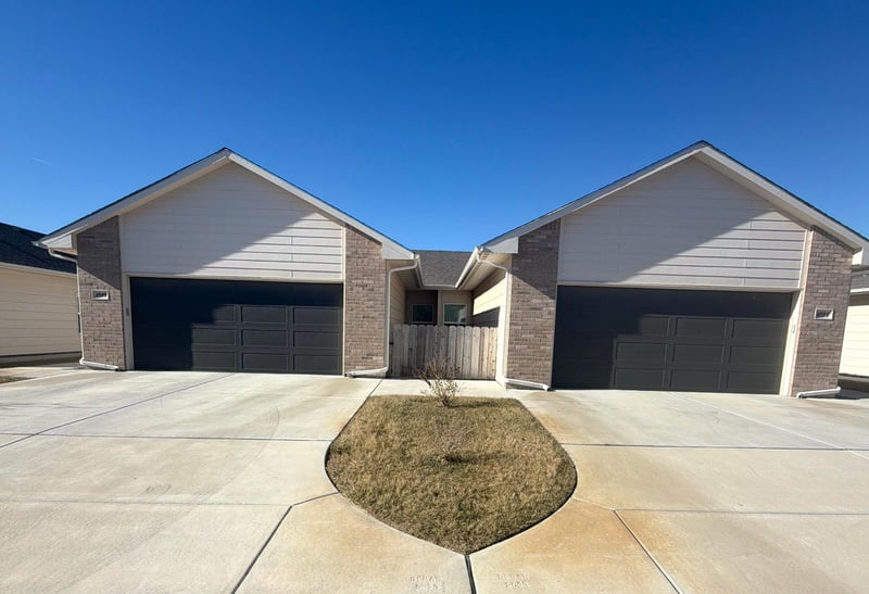 4551-4549 Sandplum St, Wichita, KS 67205
