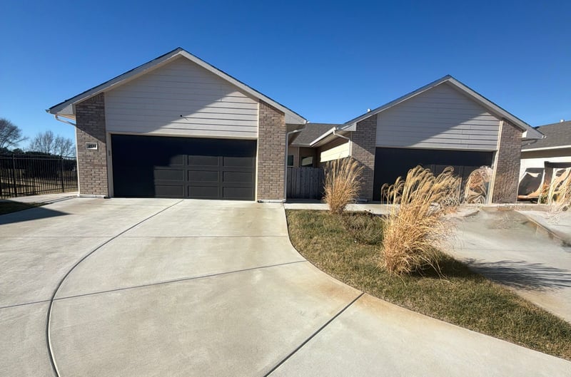 4533-4531 Sandplum St, Wichita, KS 67205