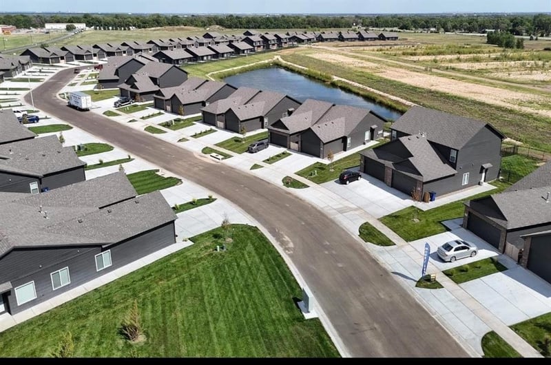 16430-16432 Lynndale St, Goddard, KS 67052
