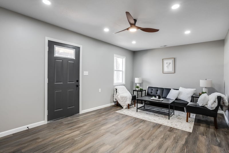 1203 N Logan St, Newton, KS 67114-2343