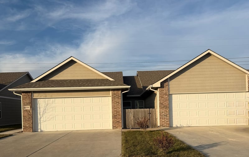 12056-12058 33rd St N, Wichita, KS 67205