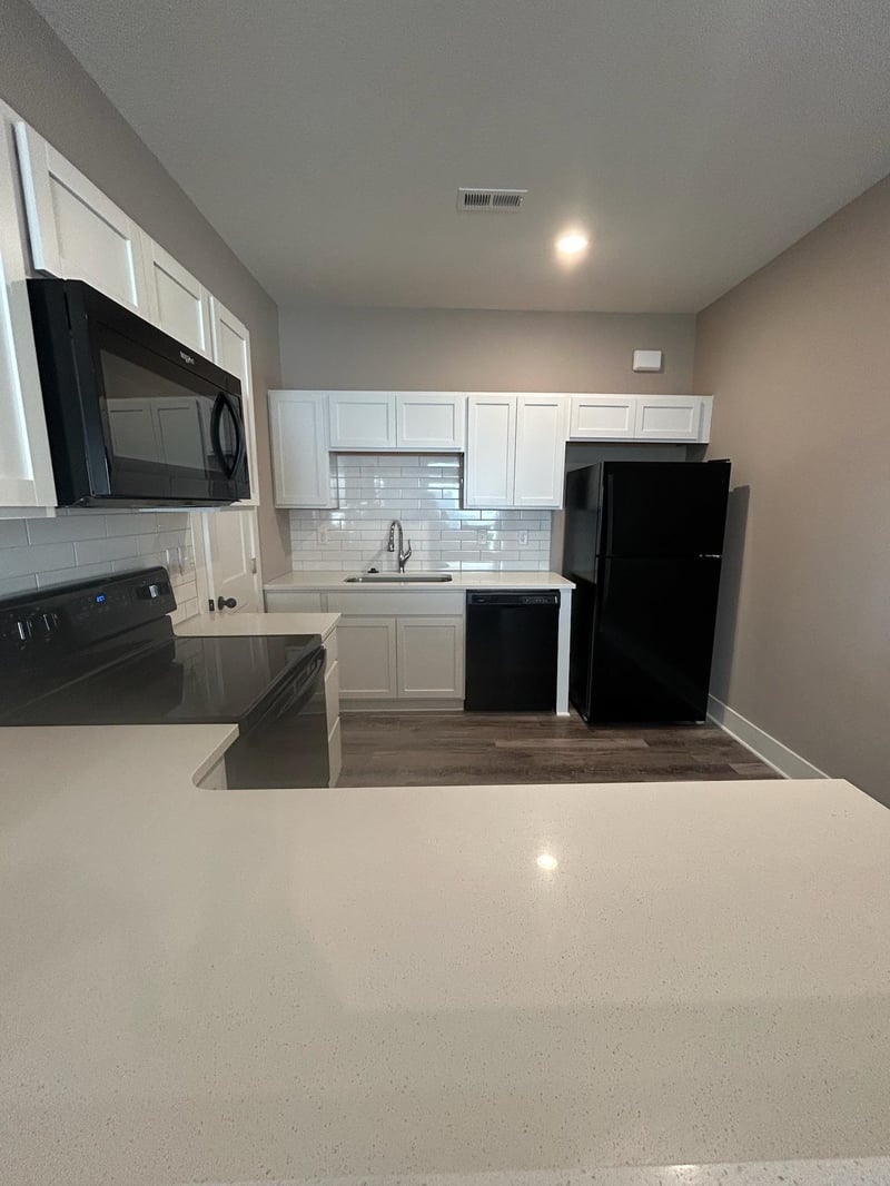 12112-12114 33rd St N, Wichita, KS 67205