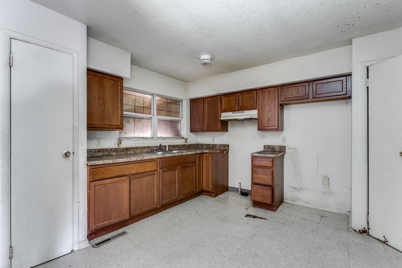 1501 Berkeley St, Wichita, KS 67216