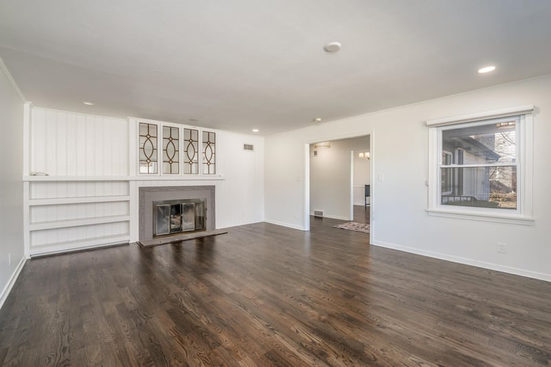 9 E English Ave, Eastborough, KS 67207