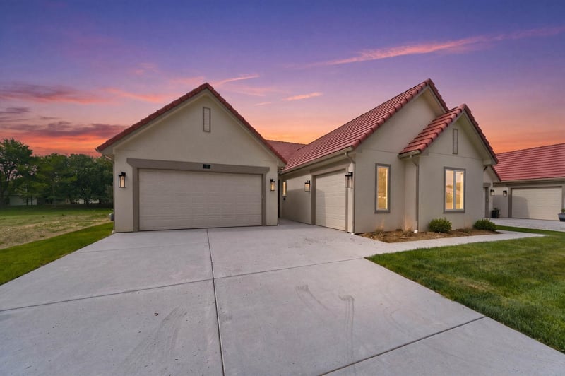 3 E Via Roma St, Wichita, KS 67230