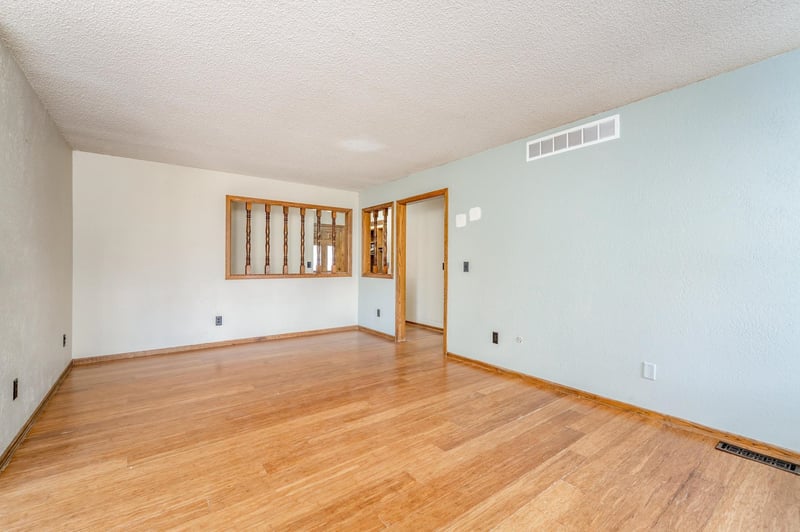 1847 N Terry Ln, Andover, KS 67002