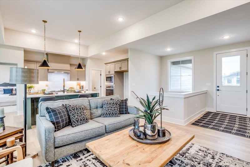 9637 Cedar Ln, Maize, KS 67101