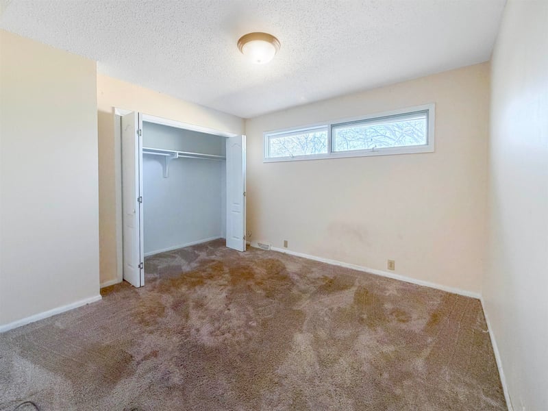 426 W Allison St, Andover, KS 67002