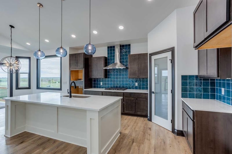 465 S Stoney Creek St, Clearwater, KS 67026