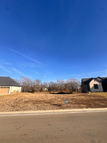 2360 N Sagebrush Ct, Wichita, KS 67230