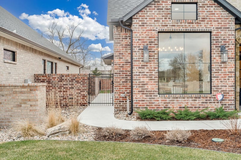 1613 Rockhill Pl, Andover, KS 67002