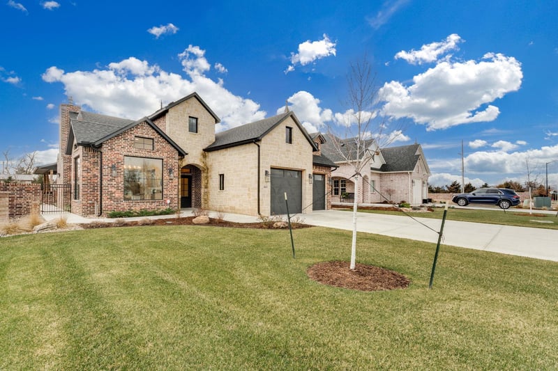 1613 Rockhill Pl, Andover, KS 67002