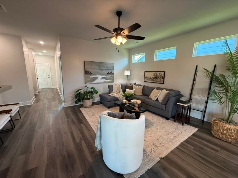 9002 Forbes Cir, Bel Aire, KS 67226