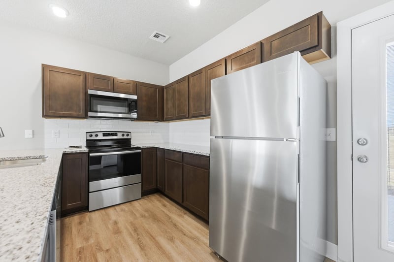 490 Harper St, Valley Center, KS 67147-8948
