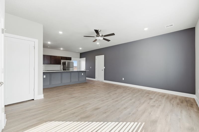 498 Harper St, Valley Center, KS 67147-8948
