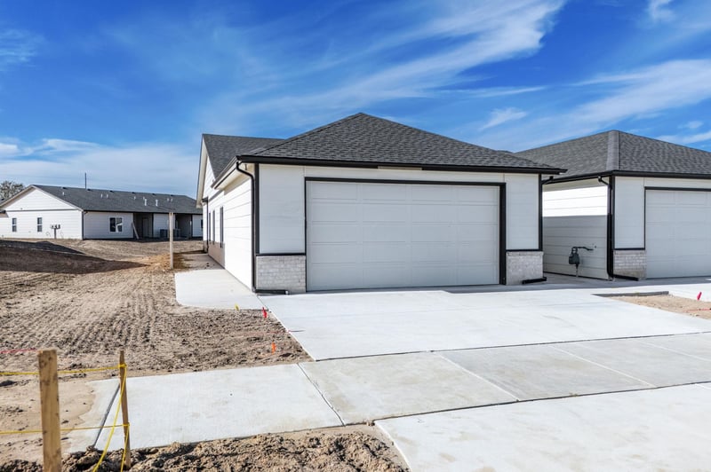 504 Harper St, Valley Center, KS 67147-8948