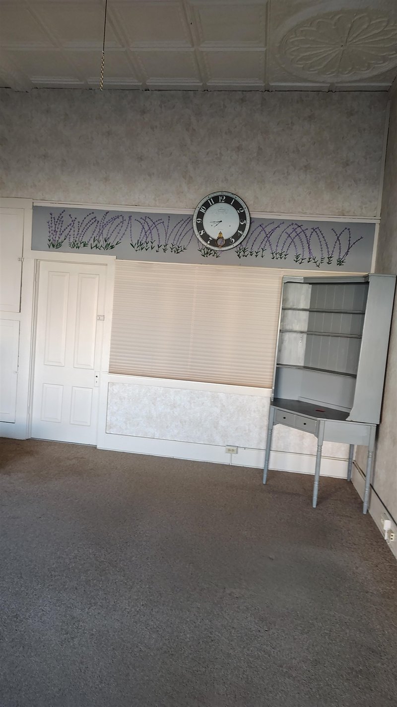 139 Lincoln Ave, Lincoln, KS 67455