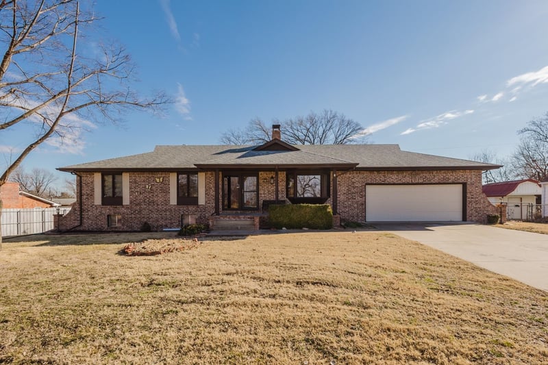 3120 S Brandywine, Wichita, KS 67210
