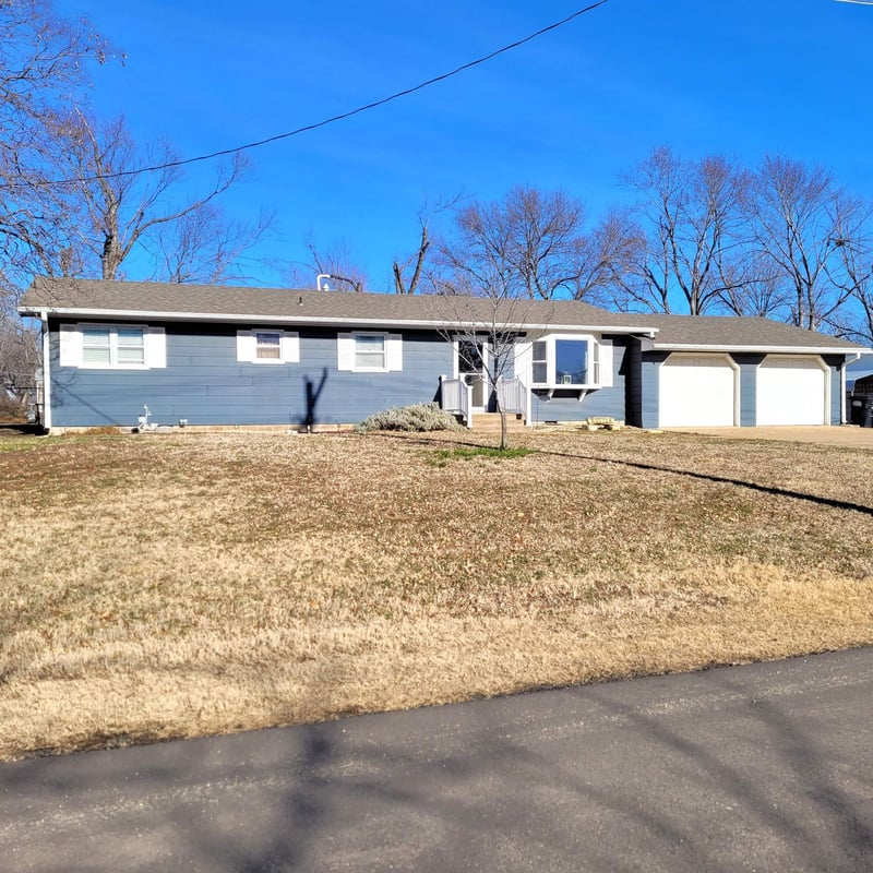 511 E Third St, Minneapolis, KS 67467